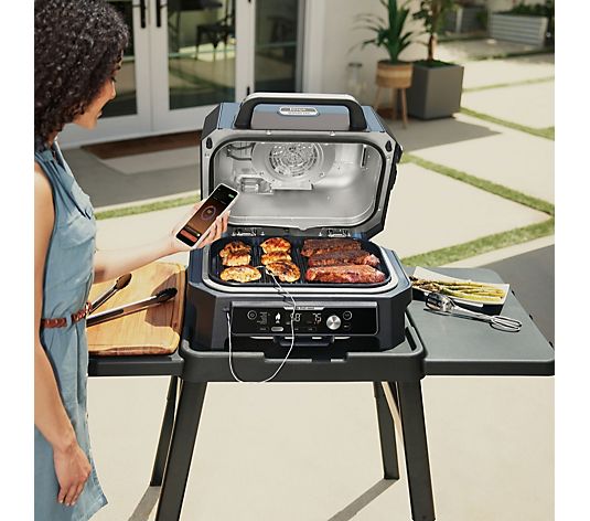 Outlet Ninja Woodfire Pro Connect XL Electric BBQ Grill & Smoker